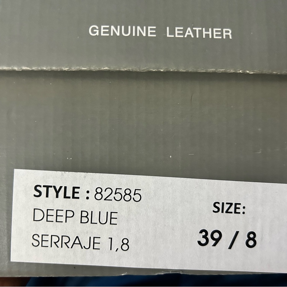 Enzo Tesoti Blue Suede Loafers - Picture 9 of 9